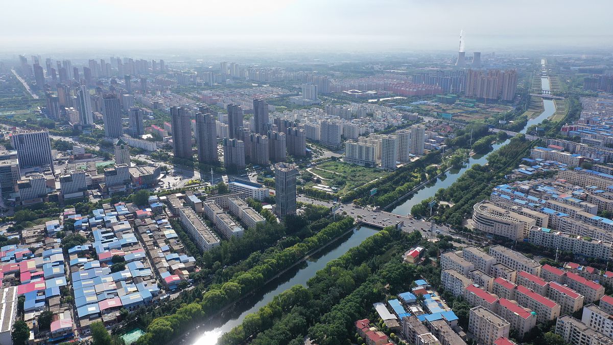 家乡巨变，见证十八大以来发展成就