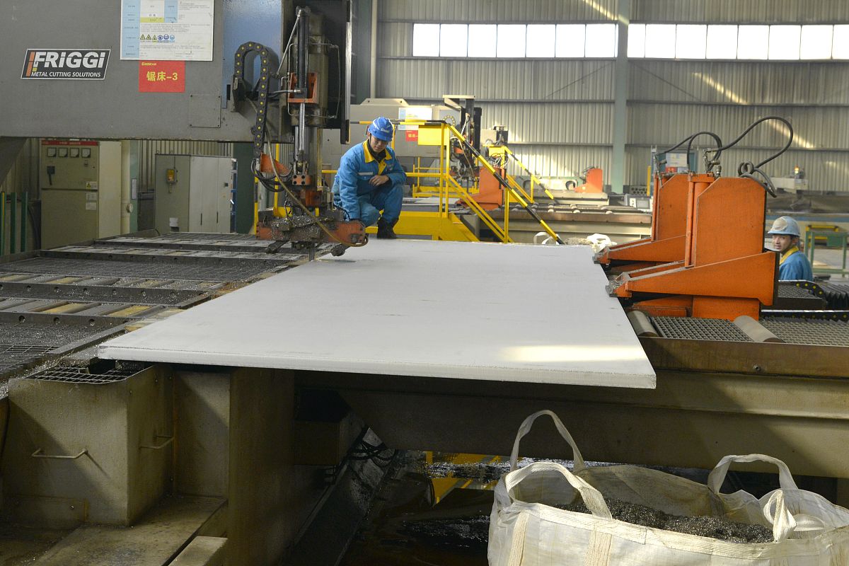 如何采购一台合适的铝切机