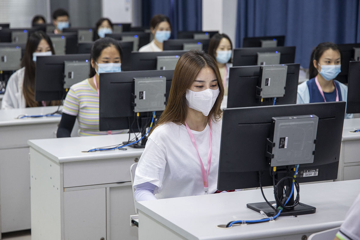 衡水卫生学校2021年招生办联系方式