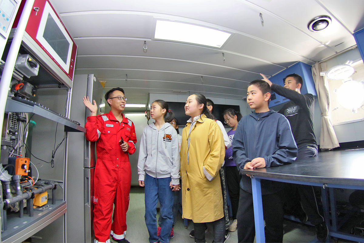 贵阳2023年男生读轨道交通学校学什么好