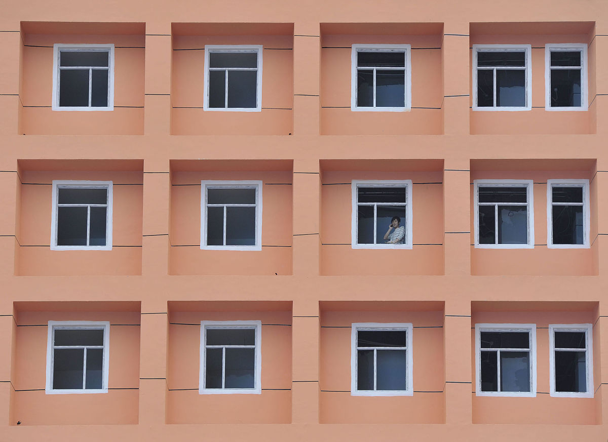 你现在是酒店行业工作者服务精神这本书中第二章基于阅读内容结合工作实际及个人思考撰写300字的读书心得