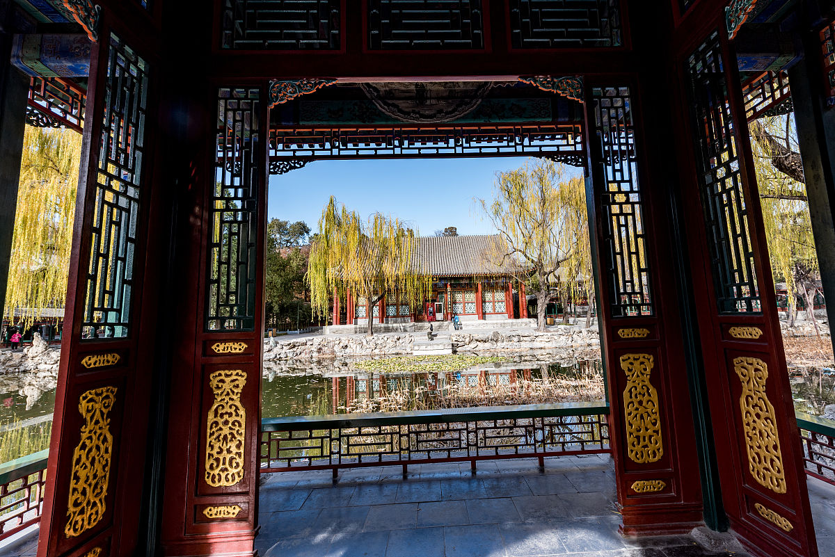 颐和园眺远斋：俯瞰园林美景，感受皇家气度