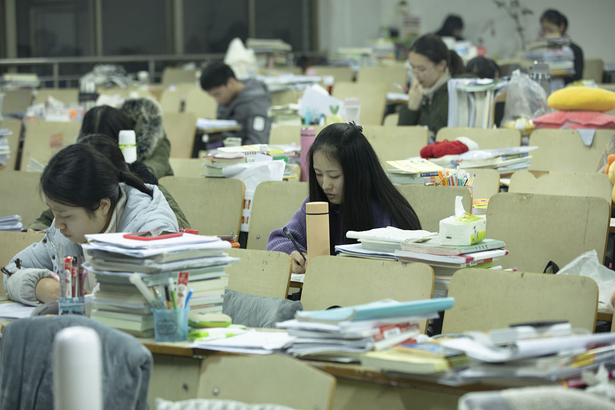 设计一个最有效学习考研数学的时间计划表包括每天需要干些什么每个月需要完成什么指标直到考研结束