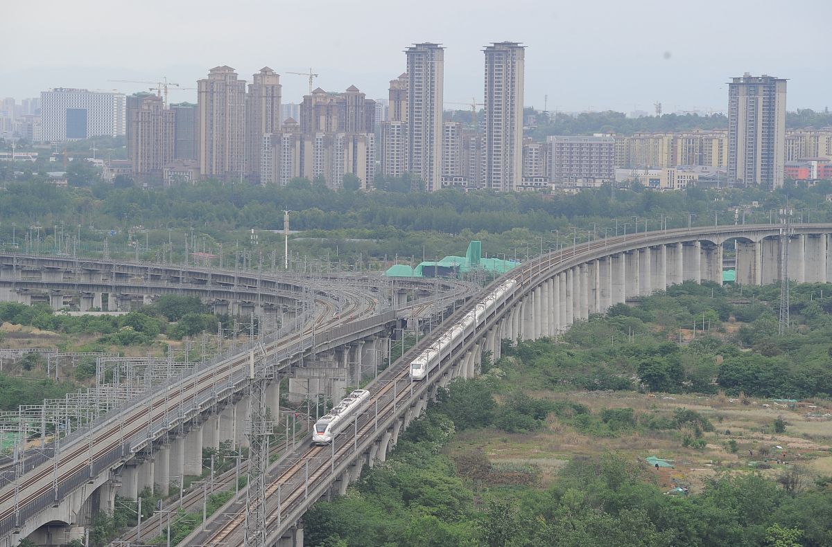 成都铁路职业学校热门专业及就业前景
