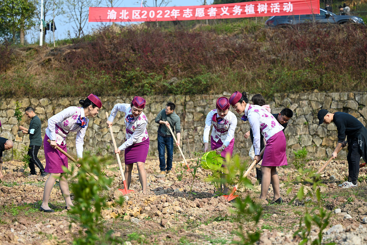 下杜村科技助农情况调研暑期实践登记表每位2同学的实践登记表中需要详细写出自已本人在本次调研中承担的任务及完成情况、心得体会。不少于 300 字。