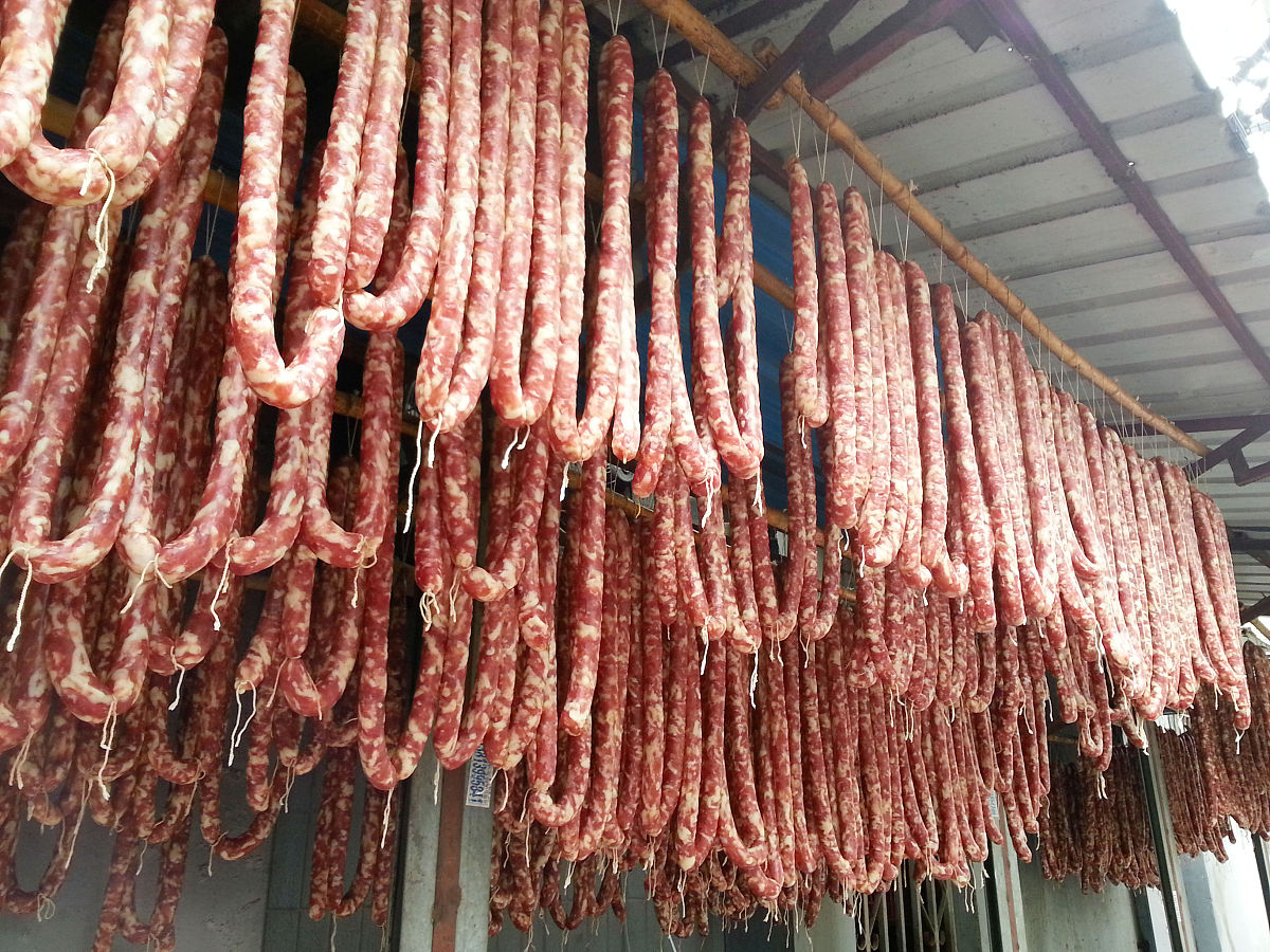 手工香肠家庭作坊方案：从产品到销售，助您开启美味事业