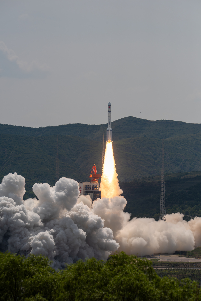 火箭发射燃料制作：步骤、类型和安全指南