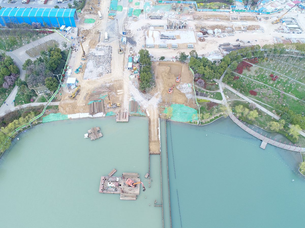 新建石河堰方案：选址、勘测、施工及维护