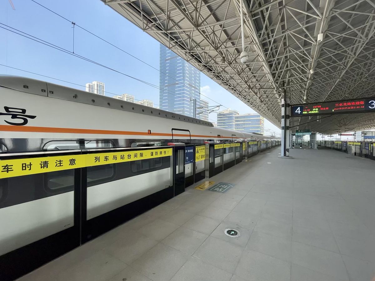 昆明铁路学校哪家好和你分析铁路的发展情况