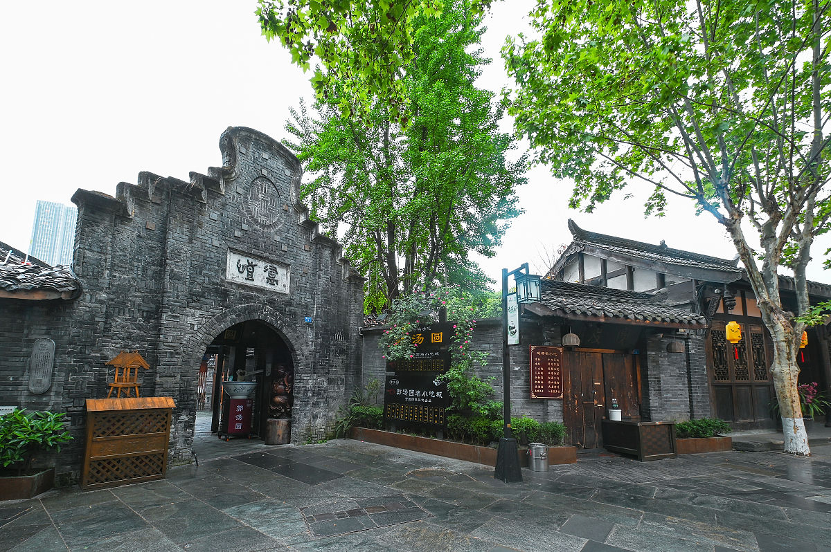 2021年3月31日,成都,宽窄巷子,宽巷子.(如若下载使用,请务必署名:红星
