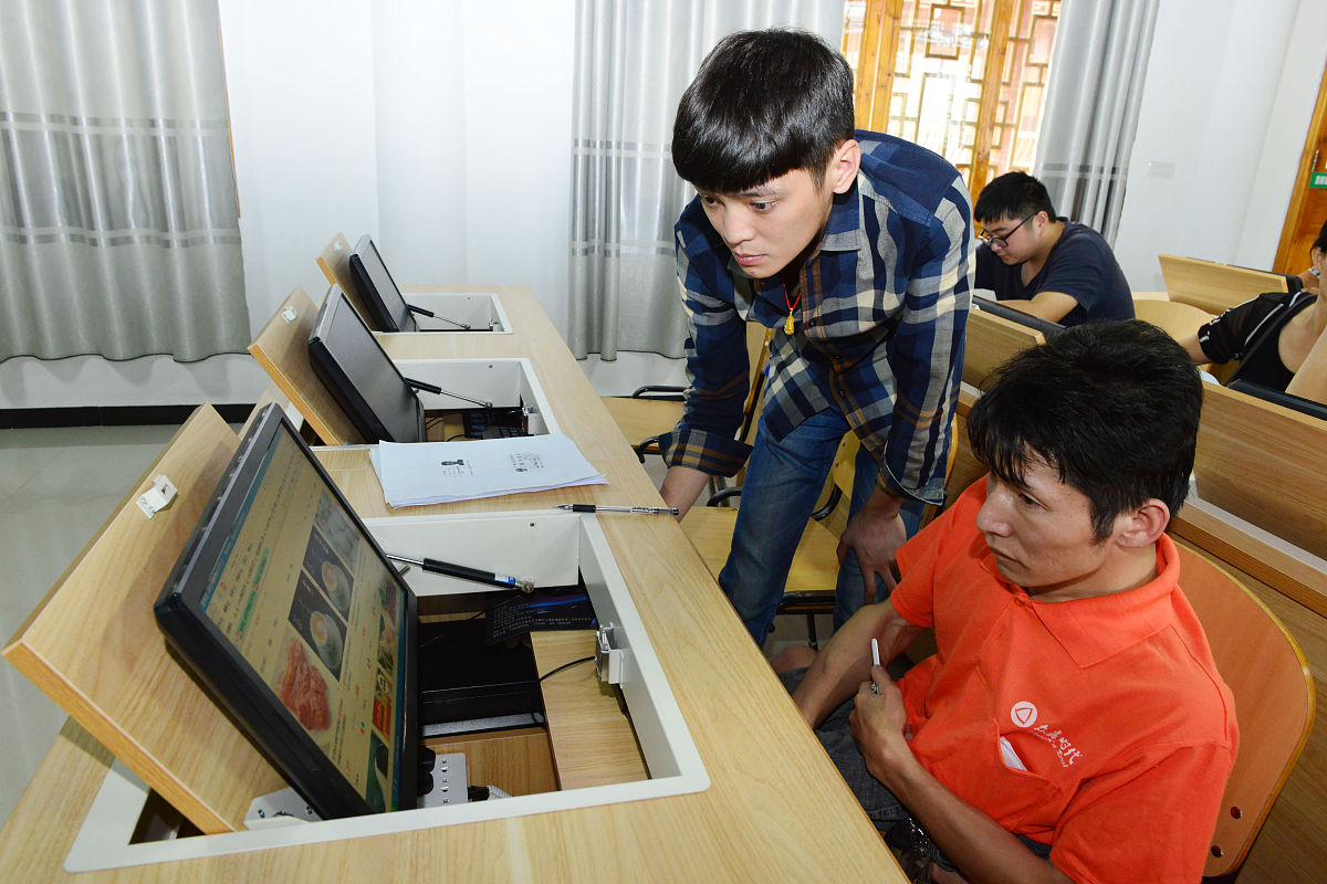 贵州有电子商务专业专业的中专中职学校哪家好好不好