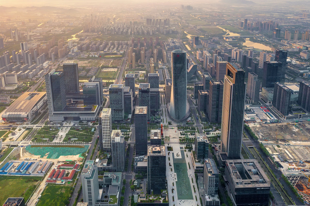 宁波区域经济发展的不足又优势是什么？未来怎么发展