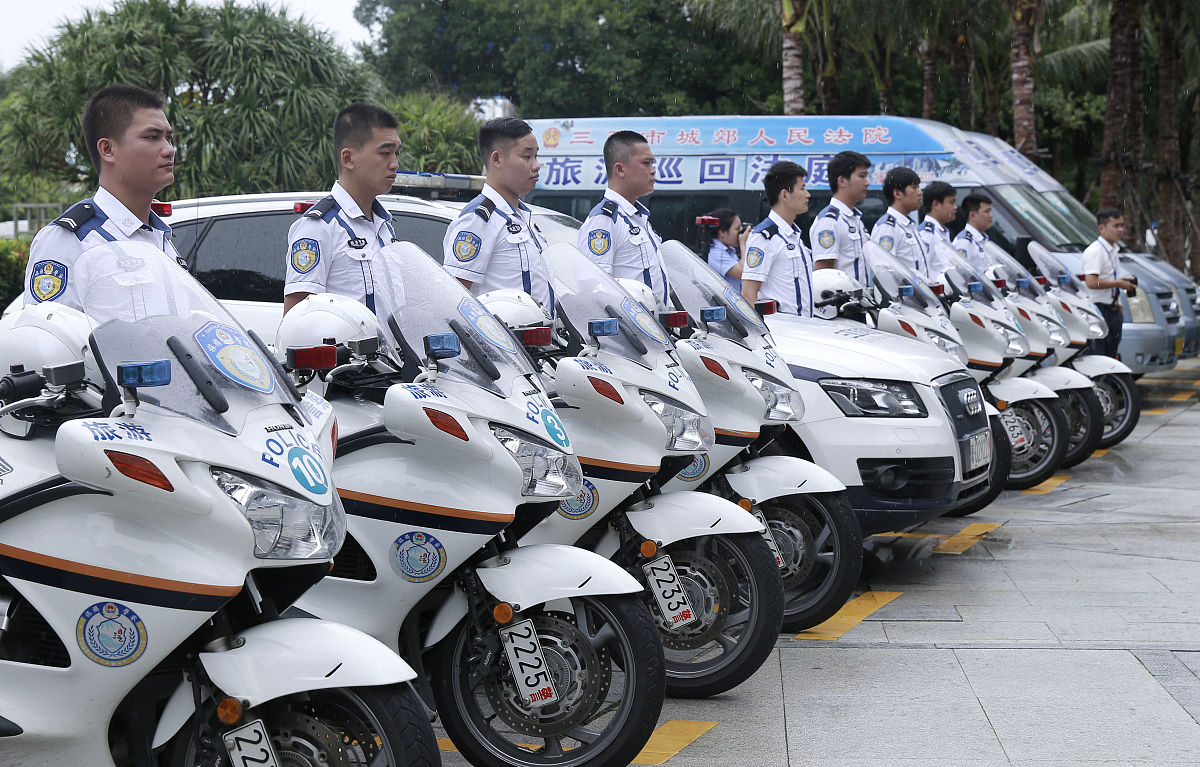 执法车价格分析：影响因素、合理性及重要性