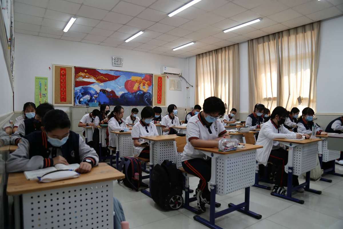 青岛房产学校办学如何？