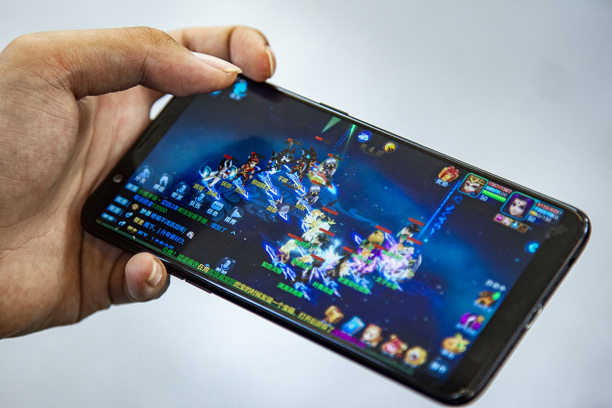 详细介绍手机黑鲨冰封新型散热器创意来源要求2000字