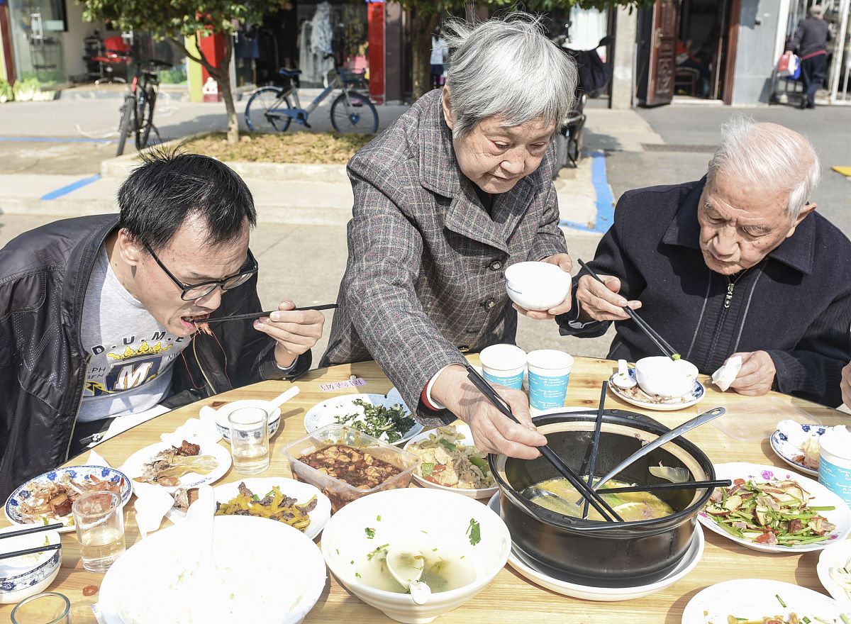 幸福的秘诀是什么回答加拓展。