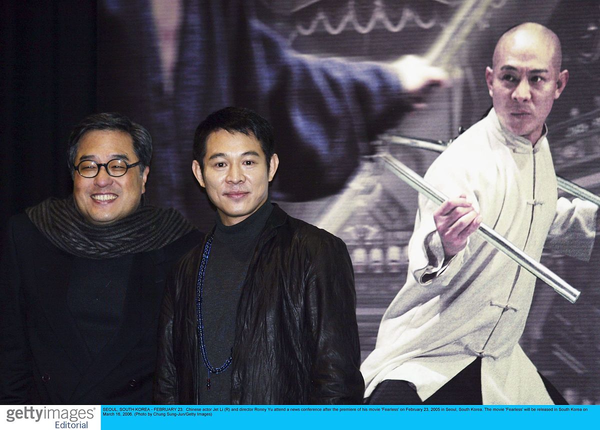 公孙敖向霍去病请教每次攻打匈奴别人都容易迷路而君侯屡屡孤军深入都能找到匈奴主力这是何故霍去病说将军有所不知那匈奴军队在胡地固然来去如风让我军望尘莫及但是晚上必定会在溪流边驻扎休息营地外以犬只警戒。吾每次领军都会循犬声追踪--只要听到狗叫便是胡溪近了。请用类似的案例说曾志祥