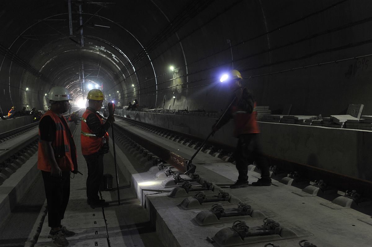 四川铁路学校铁路桥梁与隧道工程专业怎么样？就业前景、师资力量及学习内容介绍