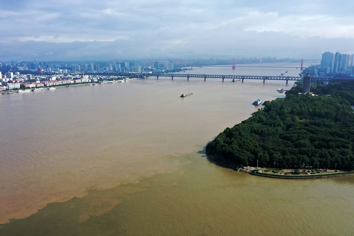 武汉长江大桥有多长