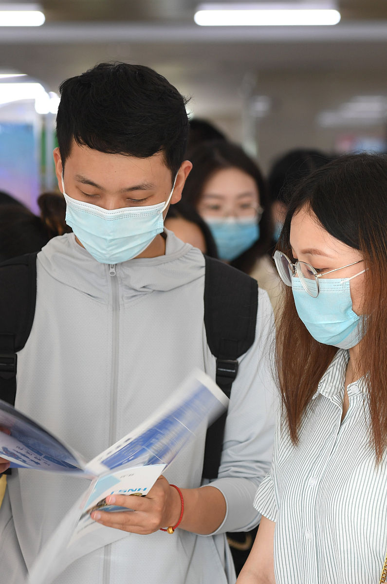 广西女生中专学什么好？2021年热门专业推荐