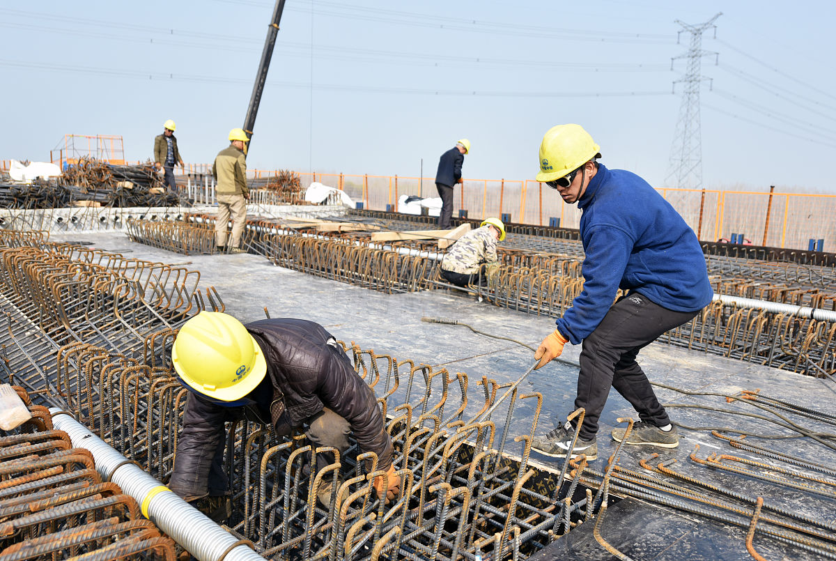 2021年3月12日,山东聊城,国家重点工程郑济铁路(山东段),中铁上海局郑