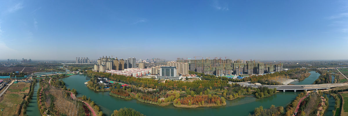 2019年11月15日,河南许昌,航拍的建安区柳荫河局部.