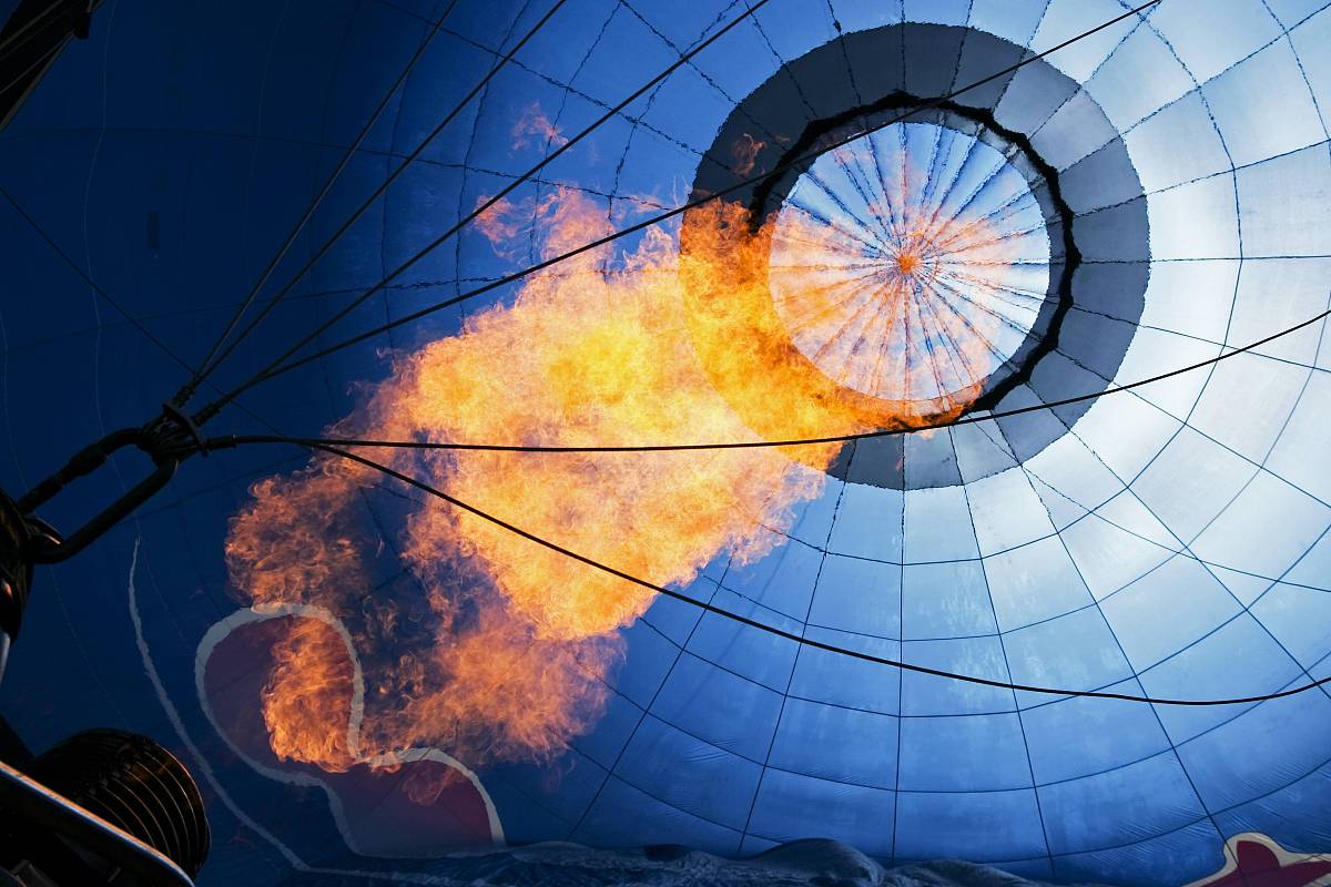2006  copyright: imago/imagebroker  befeueru<strong>n</strong>g eines hei遧uft
