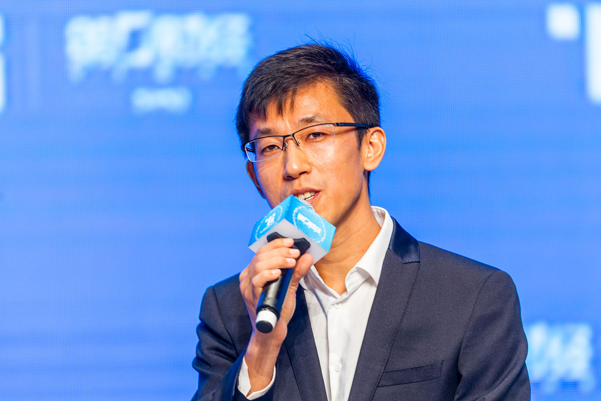 欧承鸿是是人吗