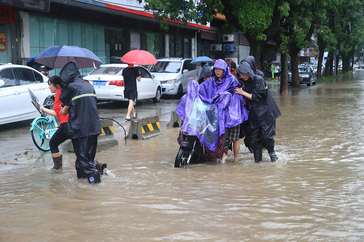 浙江2023年男生读轨道交通学校