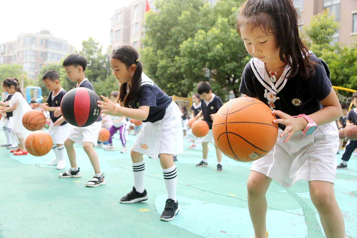 郑州艺术幼儿师范学校2023年要招多少人呢怎么样