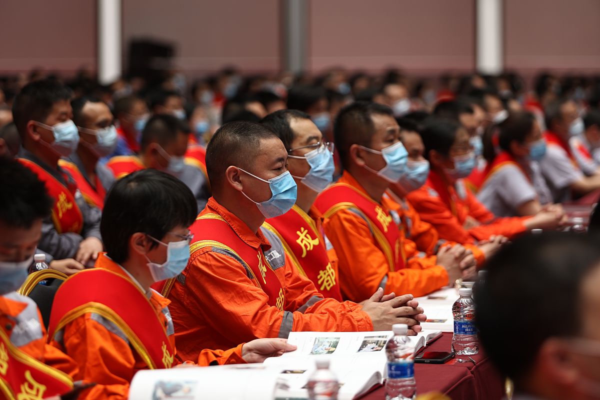 2021年5月31日,成都工匠命名大会召开.(如需下载使用,请务必署名:红星