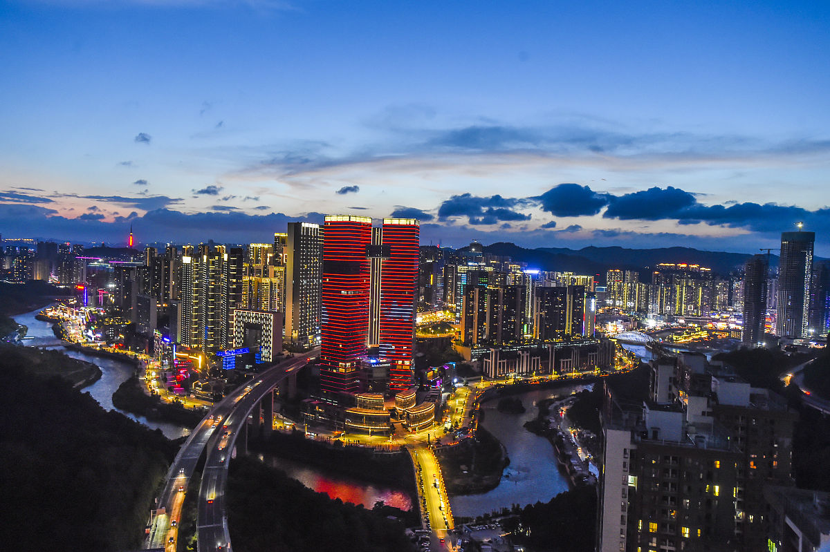 贵阳铁路工程学校铁路运输管理专业优势：未来发展前景广阔