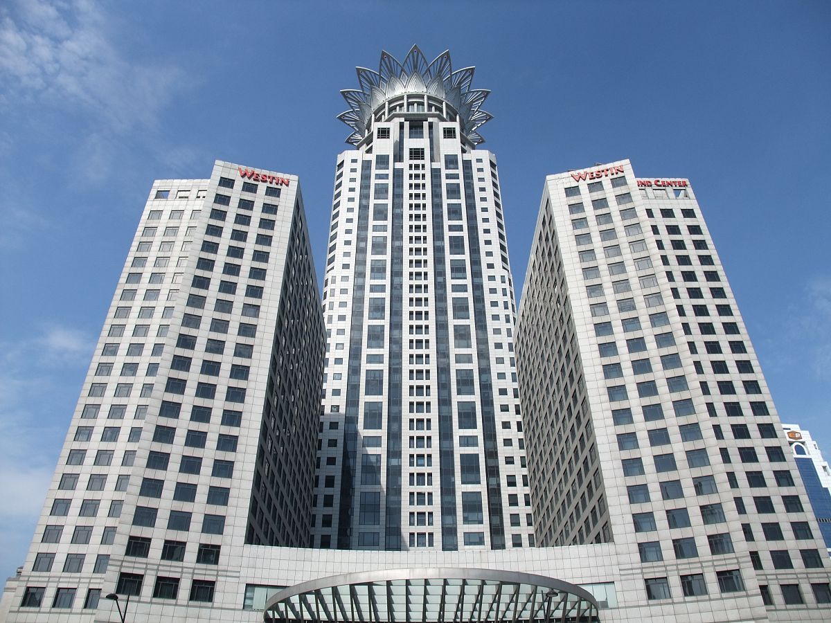 成都华夏旅游商务学校有什么专业？