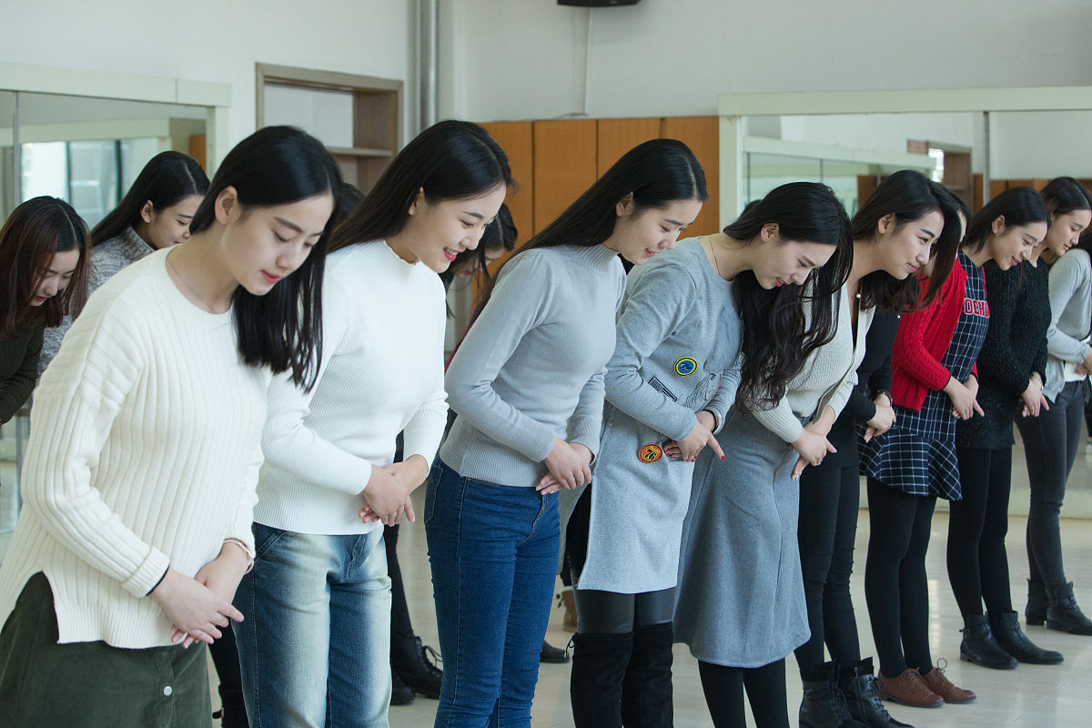 成都幼儿师范学校办学特色是什么