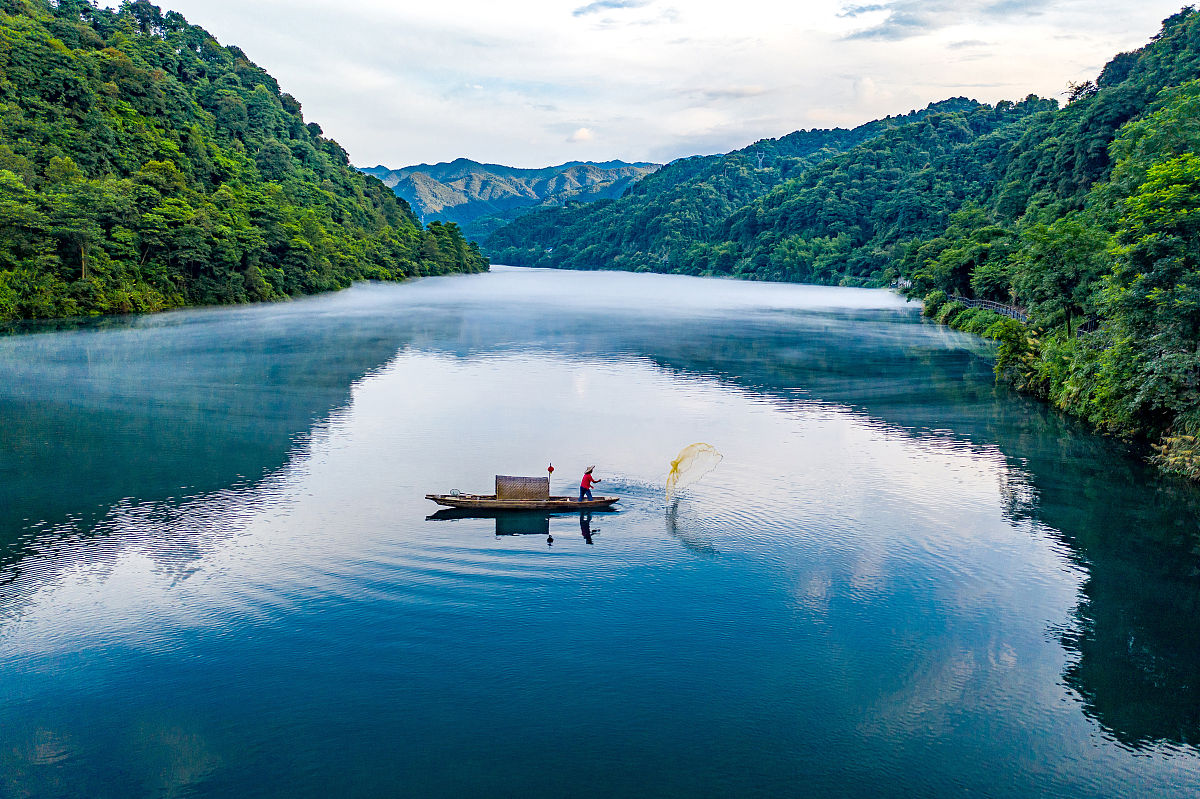 东江湖：郴州美景，养生胜地