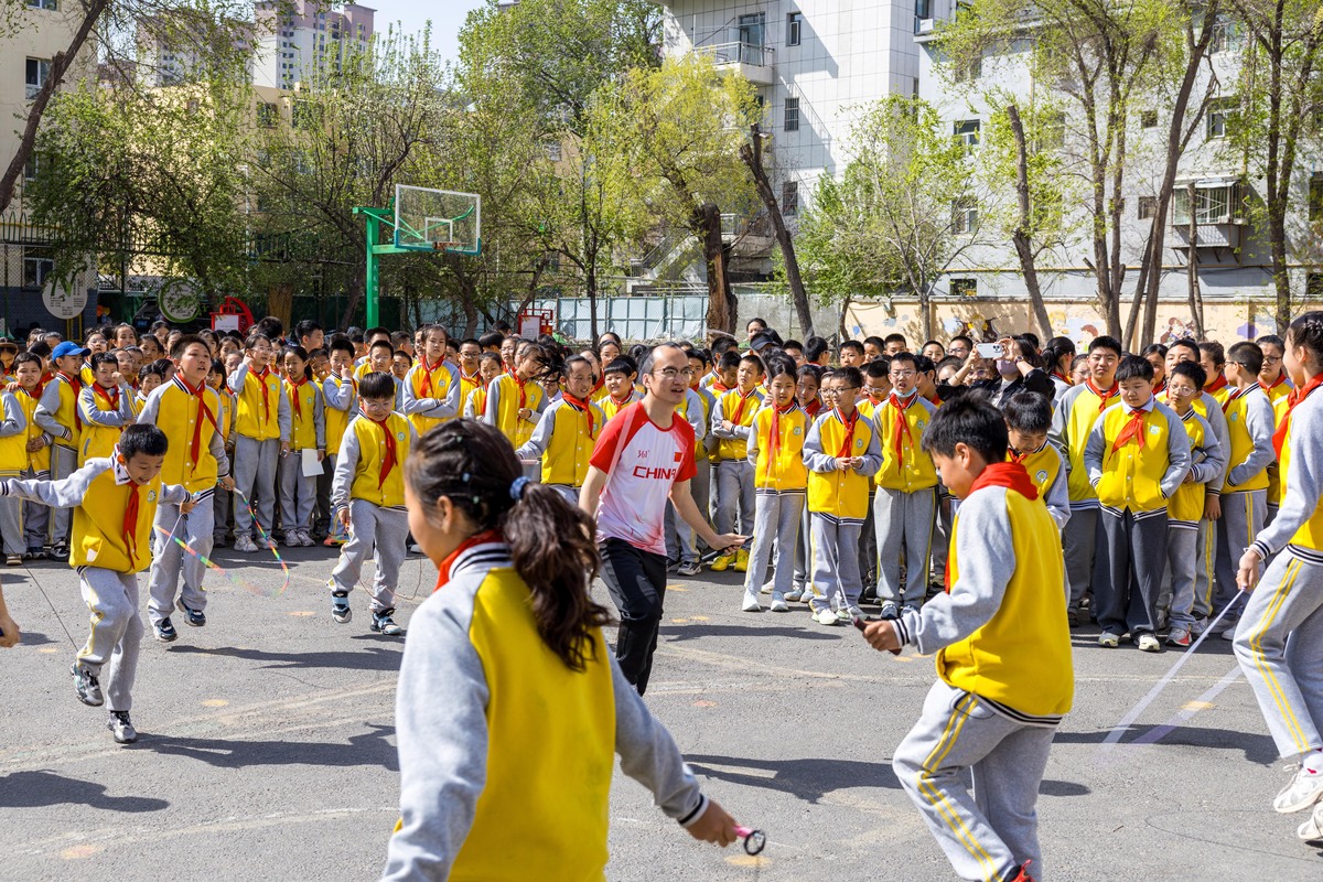 2026年4月16日,新疆乌鲁木齐市第十四小学,世界跳绳和