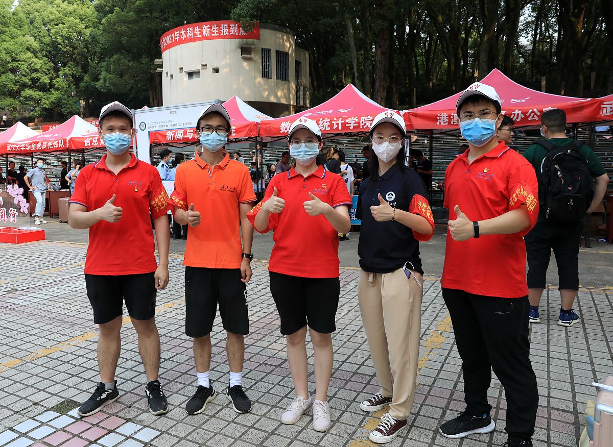 关于五四青年节校园志愿者活动感想