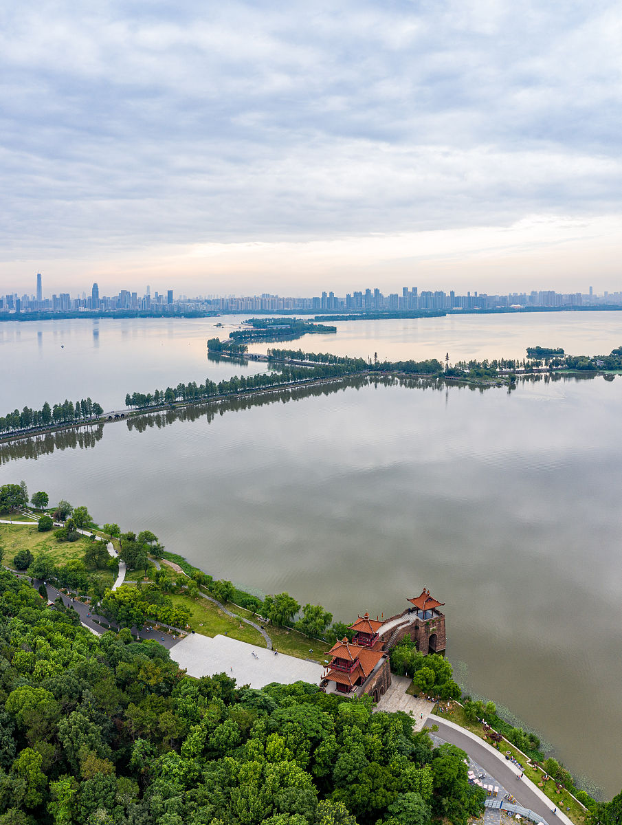 从鄂州进入武汉怎么在东湖示范区出体现不同的风貌景观特色