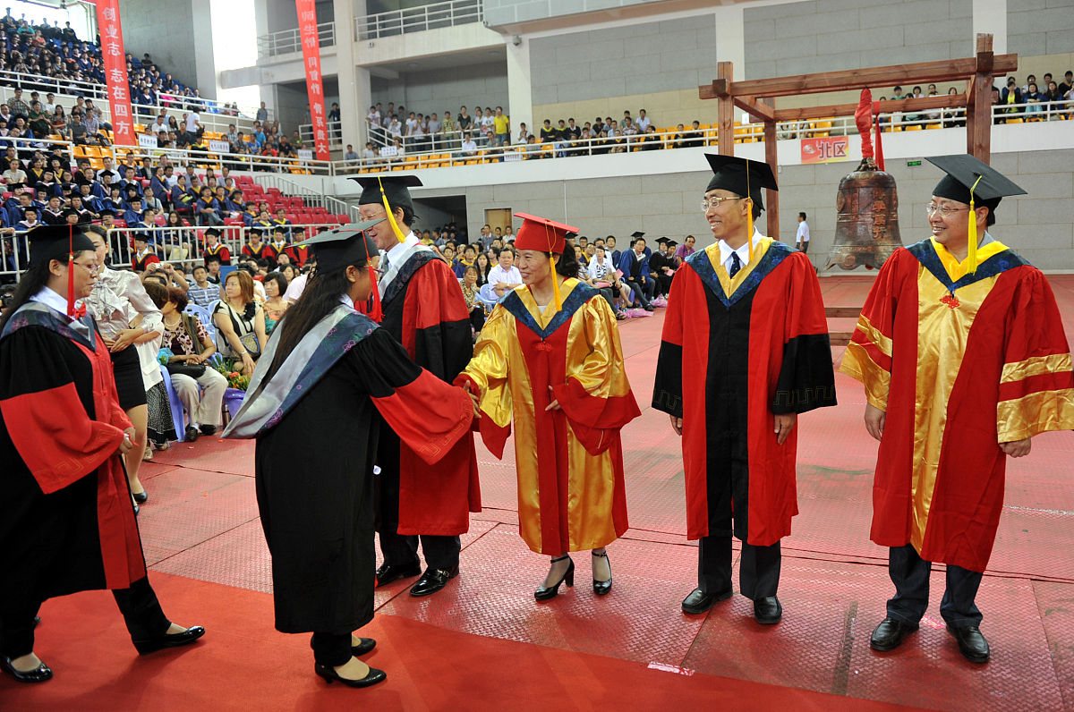 贵州女生大学选专业指南：2023年热门专业推荐