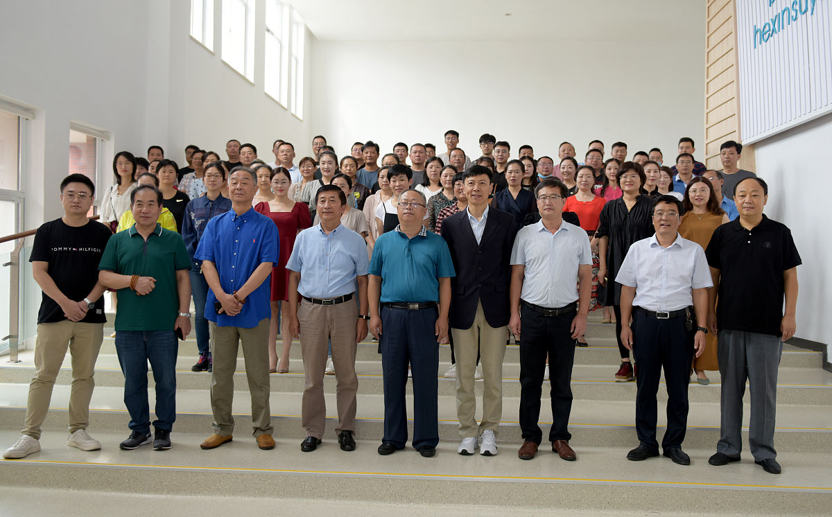 黑龙江东方学院师资怎么样？食堂饭菜如何？