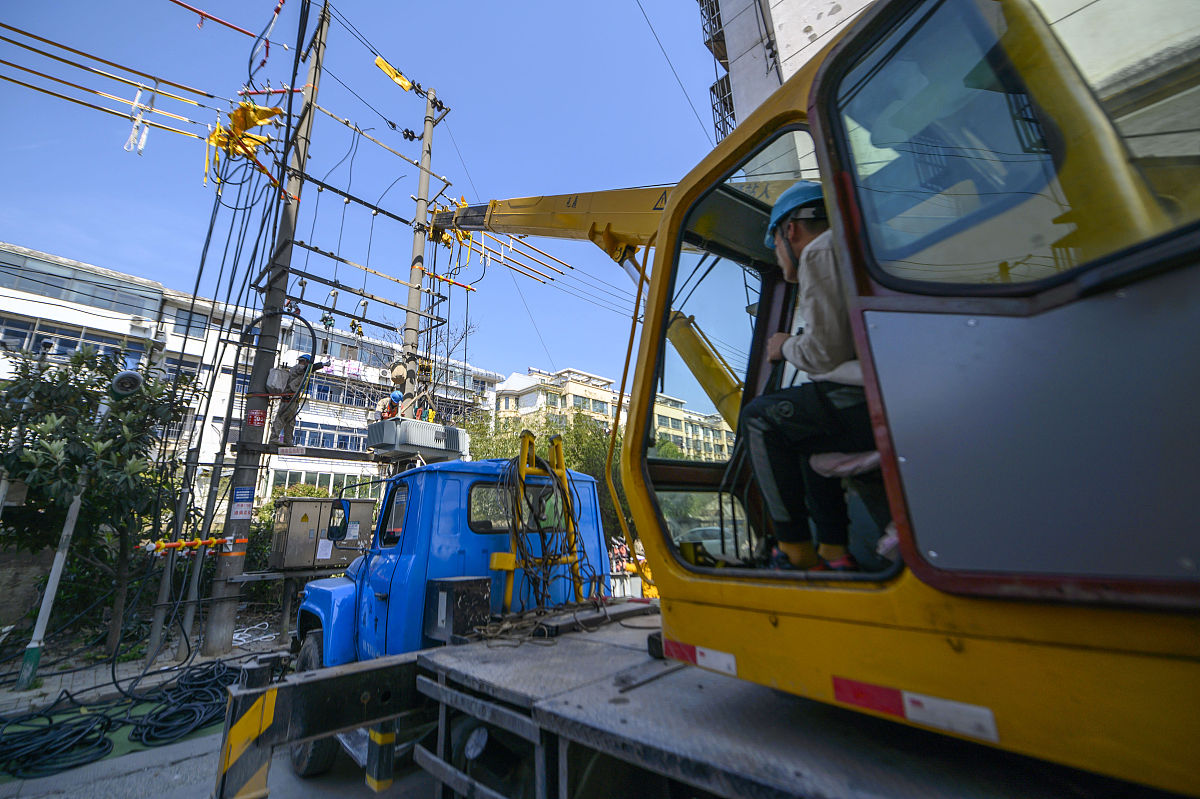 唐山九洲挖掘机装载机学校汽车修理专业怎么样？