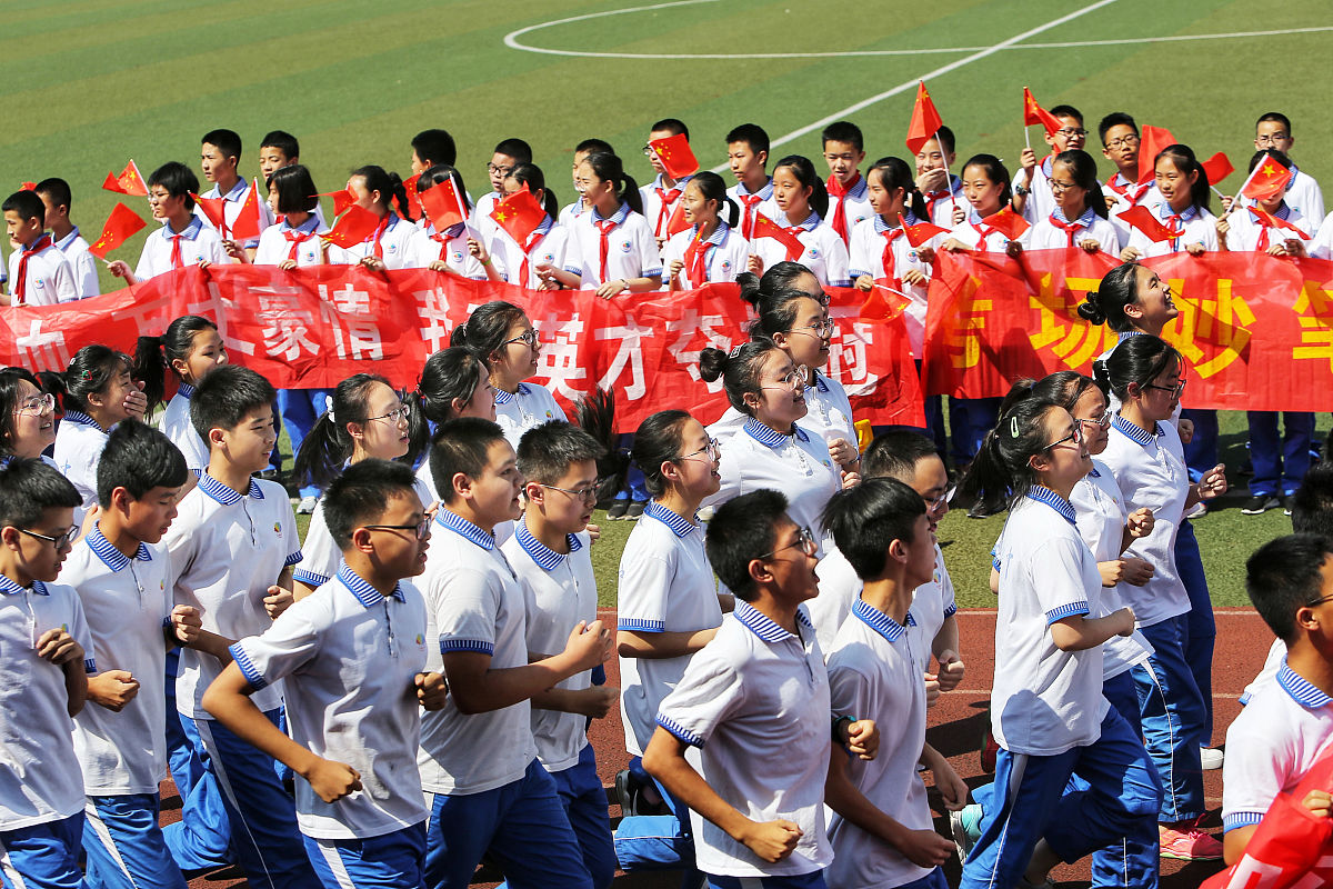 成都初中生想读五年制大专选择什么学校比较好