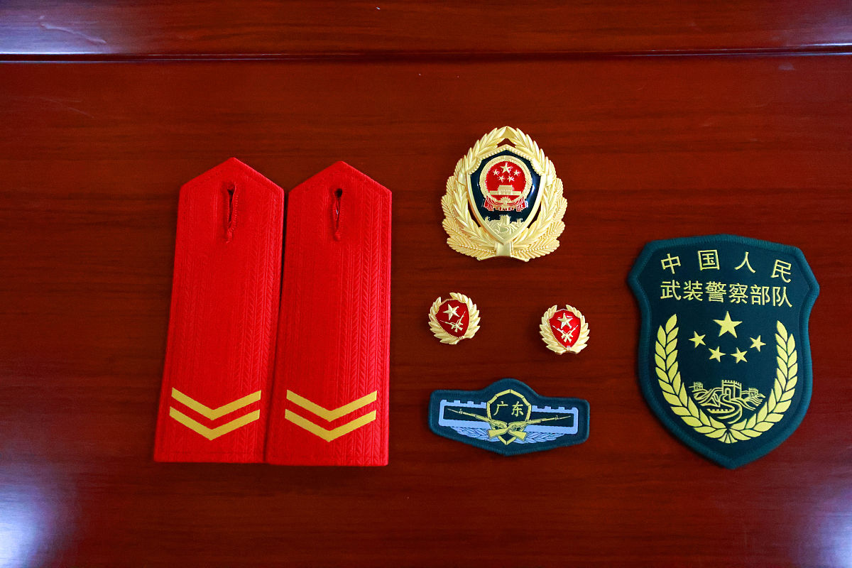 军队文职和公务员