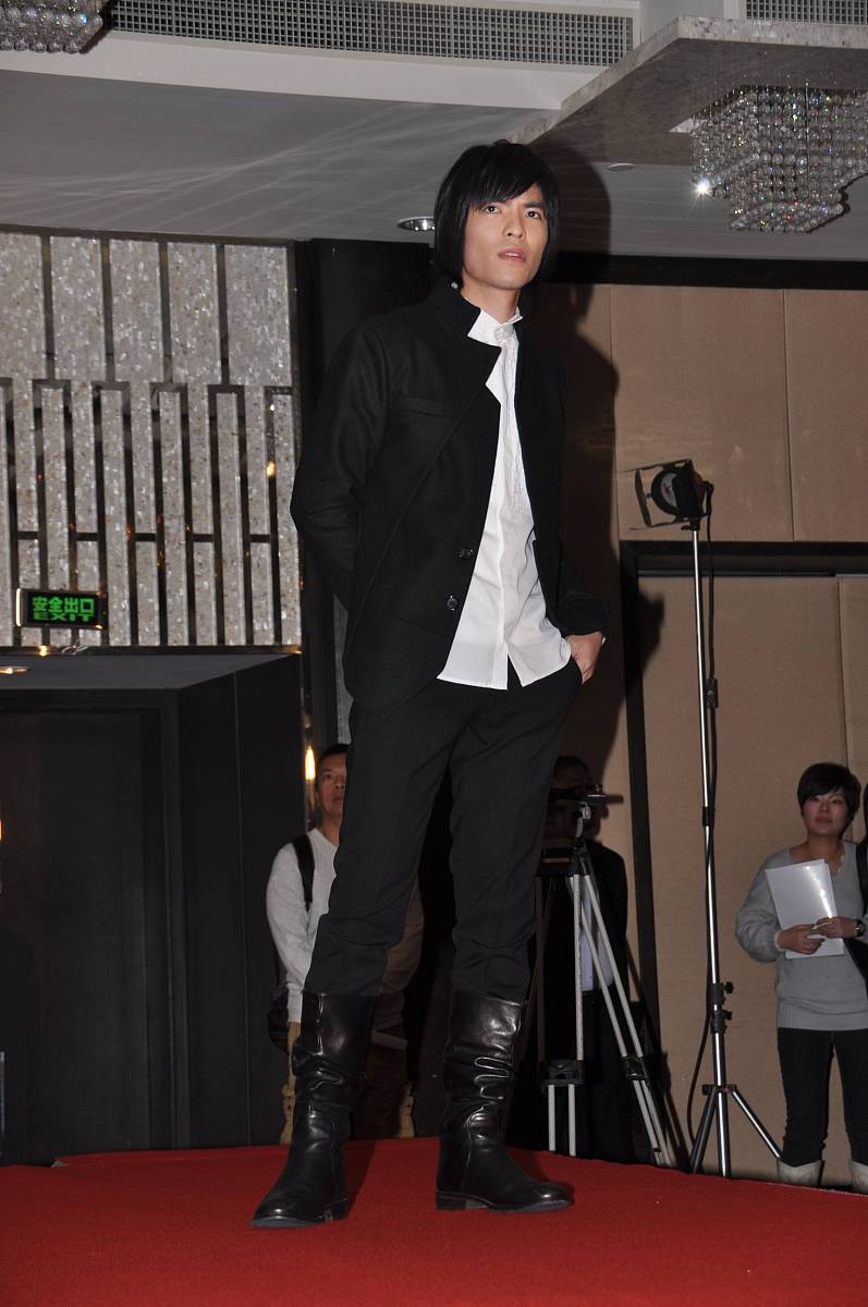 2011年1月4日,上海,萧敬腾mr.rock洛克先生上海演唱会发布会.+++_+++