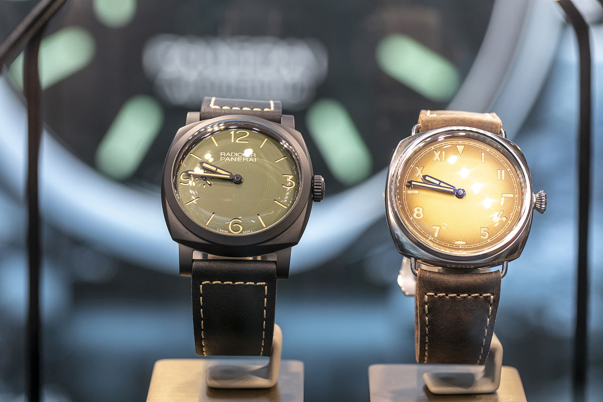 2020年11月5日,上海,2020进博会-消费品展区,沛纳海复刻表,panerai,腕