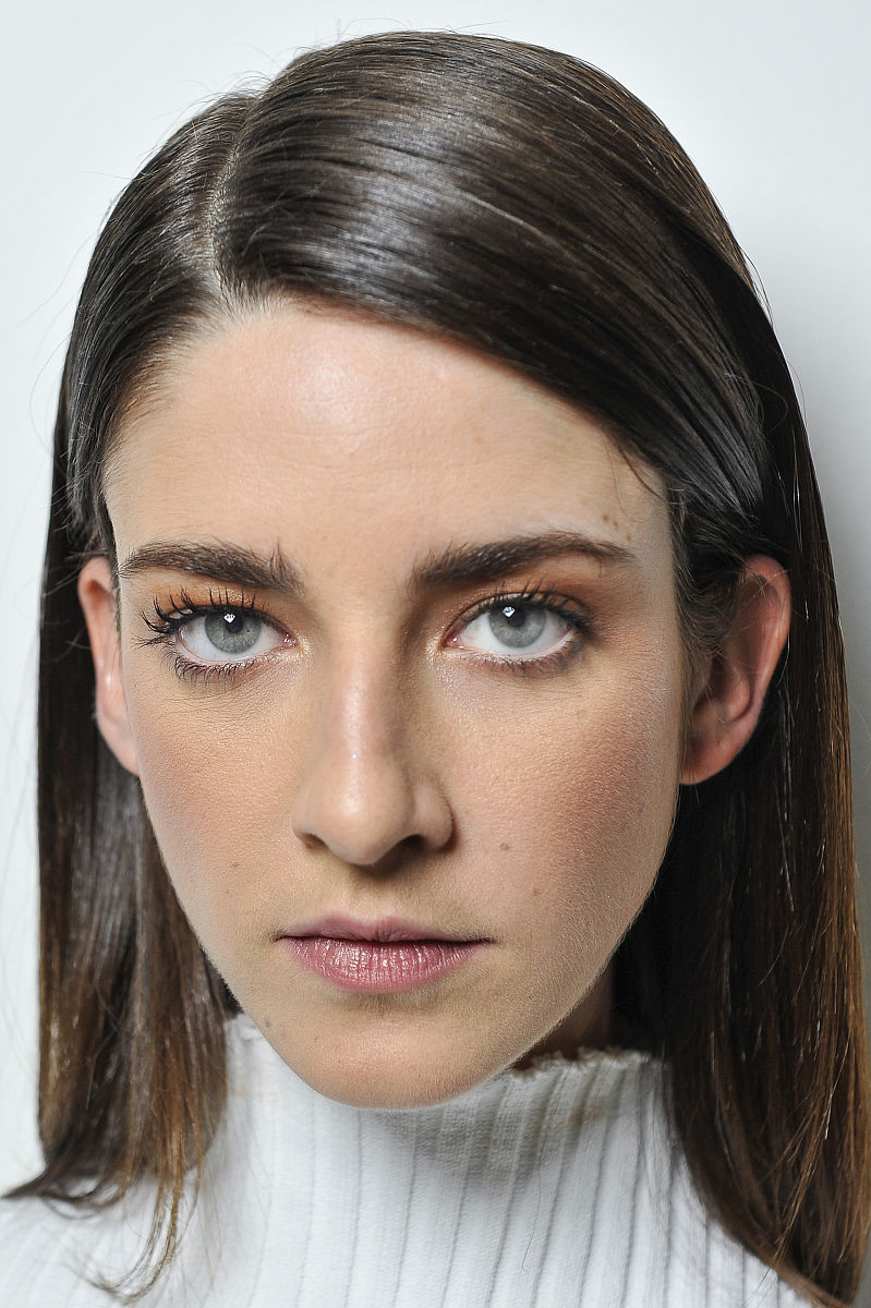 帮我翻译：收集的水稻样品分别命名为A和B