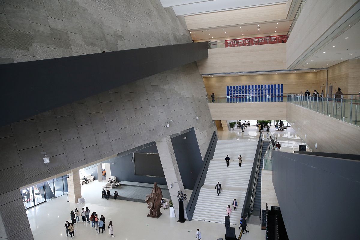 4 和 5 是互质数吗？详细解释和应用