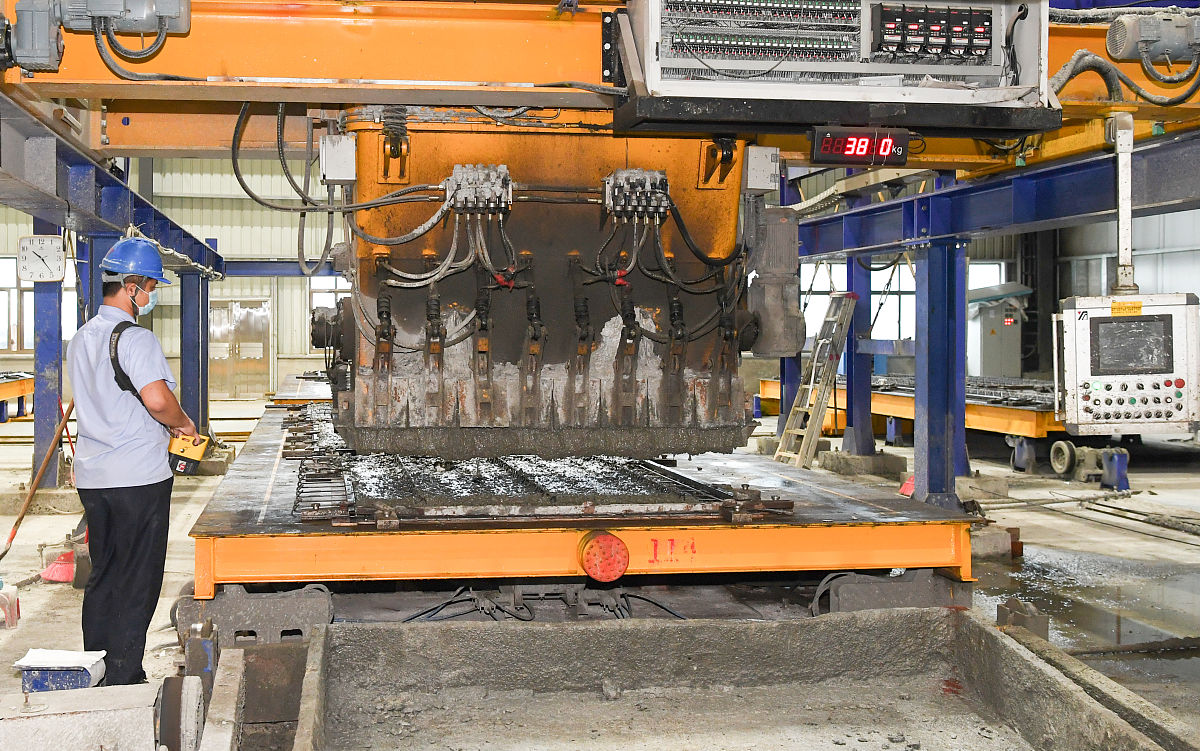 装配式建筑的直接成本、间接成本其他成本和社会成本分别有哪些？字数不少于5000