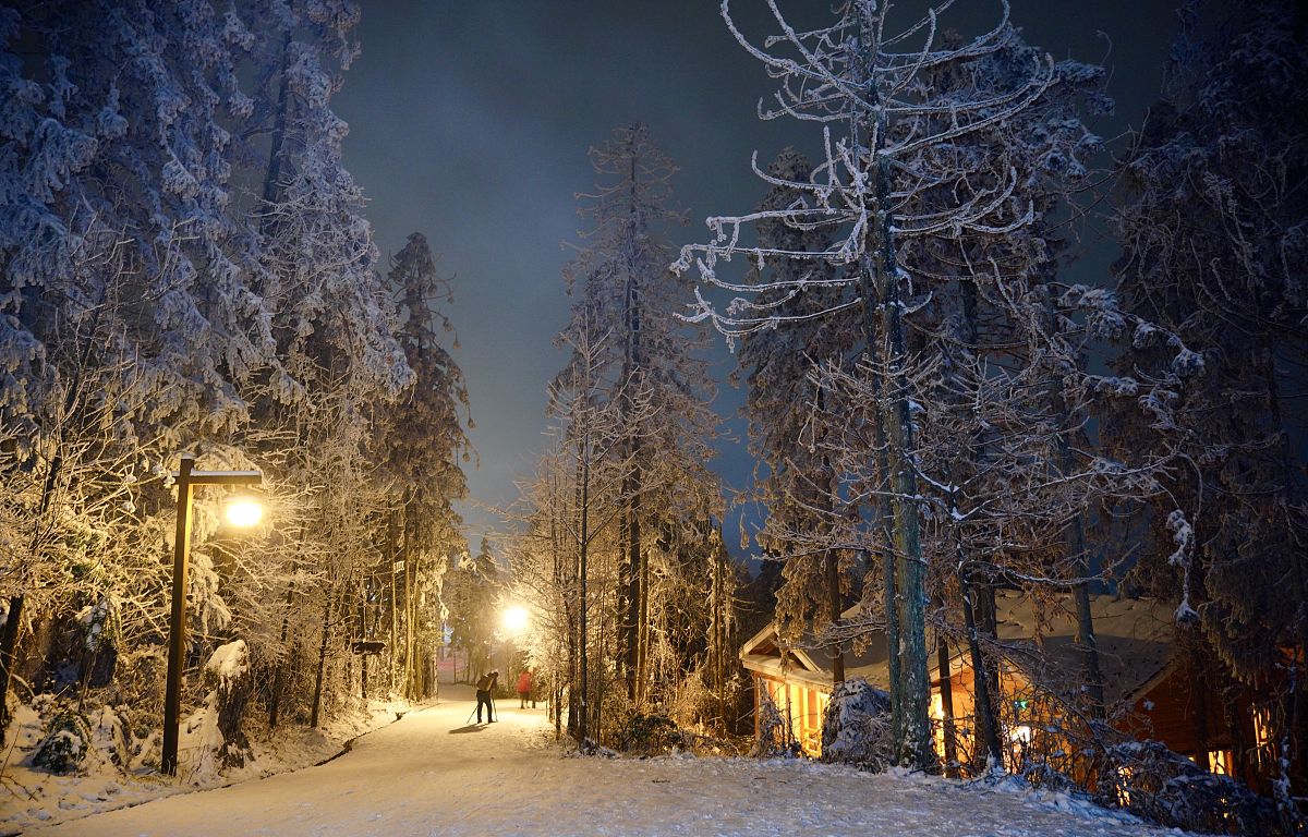 重庆彭水中学电话号码是多少