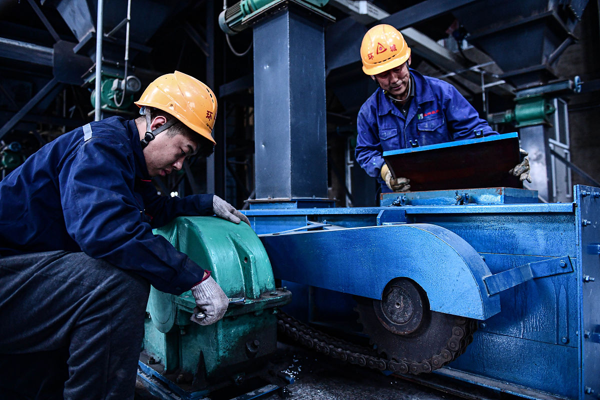 采煤机使用与维护指南：安全与技术解析